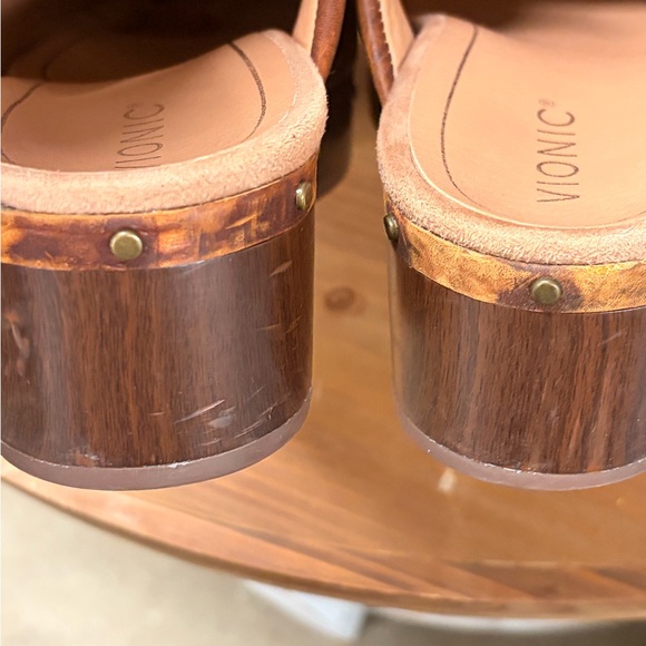 Vionic Women's Rich Brown Leather Clogs - Picture 7 of 9